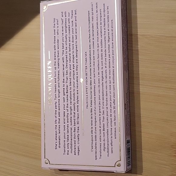 TOO FACED Drama Queen Faux Mink Lashes - Picture 2 of 5